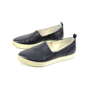 Ecco Black Leather Slip-On #330 Size 5